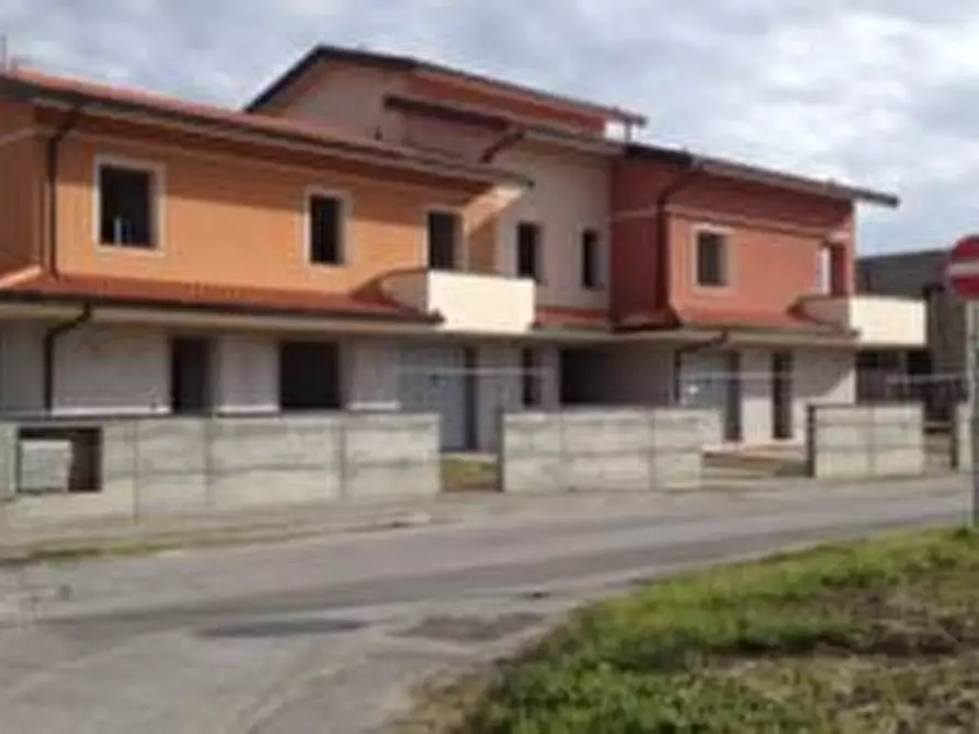Immagine 4 di Appartamento in vendita  a Pontedera