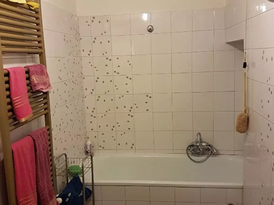 Immagine 17 di Appartamento in vendita  a Monticiano