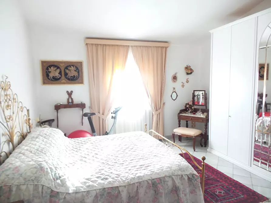 Immagine 24 di Casa colonica in vendita  a Castelfiorentino