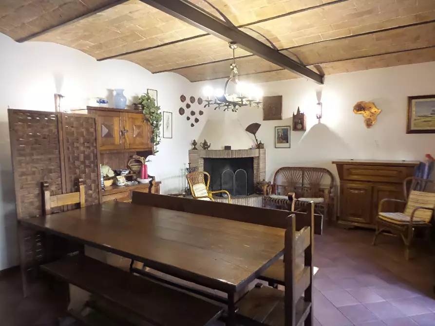 Immagine 42 di Casa colonica in vendita  a Castelfiorentino