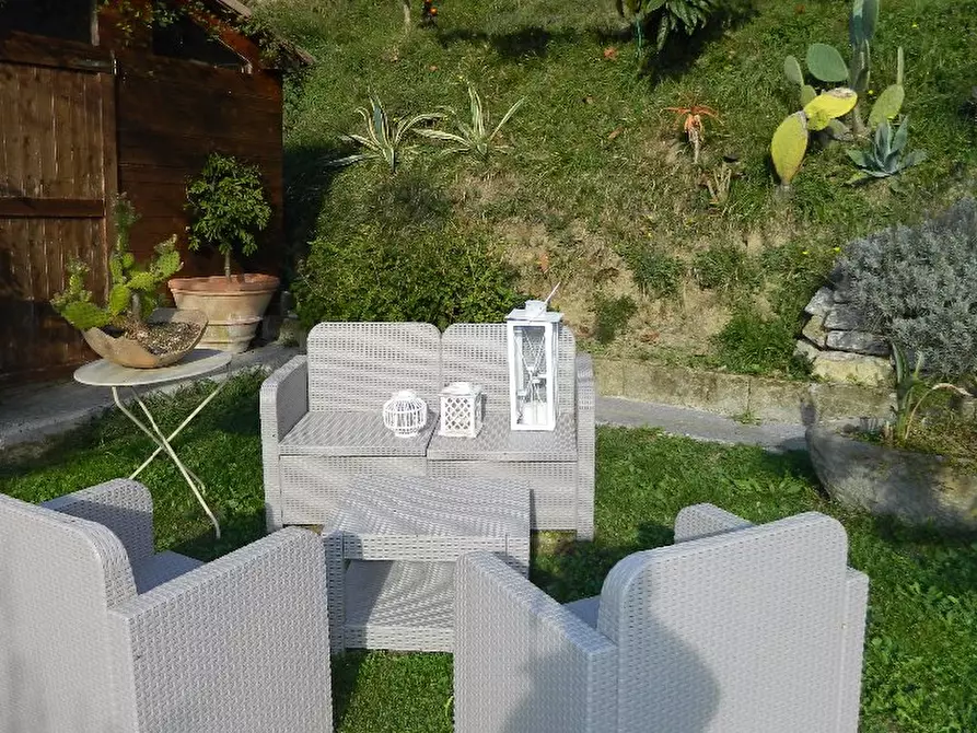 Immagine 35 di Villa in vendita  a Sarzana