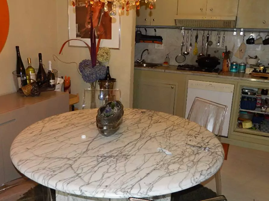 Immagine 41 di Villa in vendita  a Sarzana