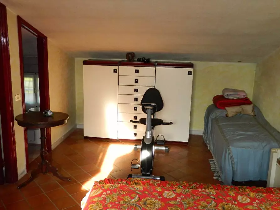 Immagine 29 di Villa in vendita  a Sarzana