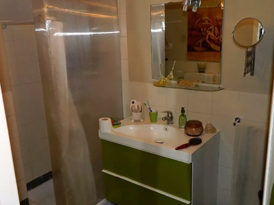 Immagine 51 di Villa in vendita  a Sarzana