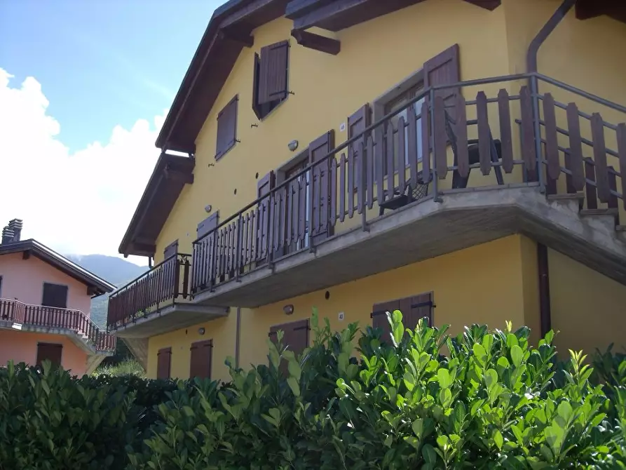 Immagine 7 di Appartamento in vendita  a Pievepelago