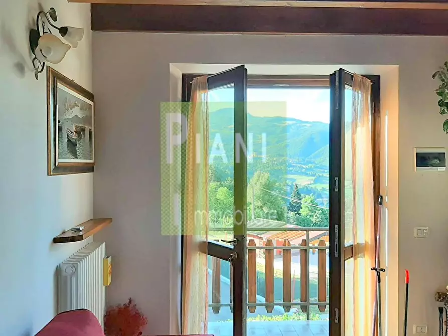 Immagine 1 di Appartamento in vendita  a Pievepelago