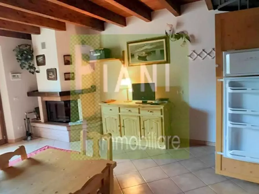 Immagine 3 di Appartamento in vendita  a Pievepelago