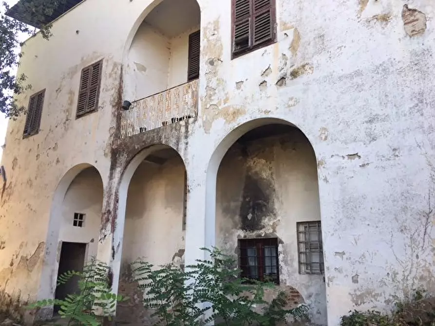 Immagine 23 di Villa in vendita  a Pontedera