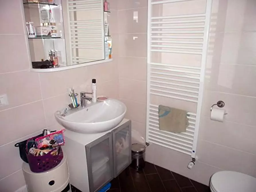 Immagine 15 di Appartamento in vendita  a Carrara