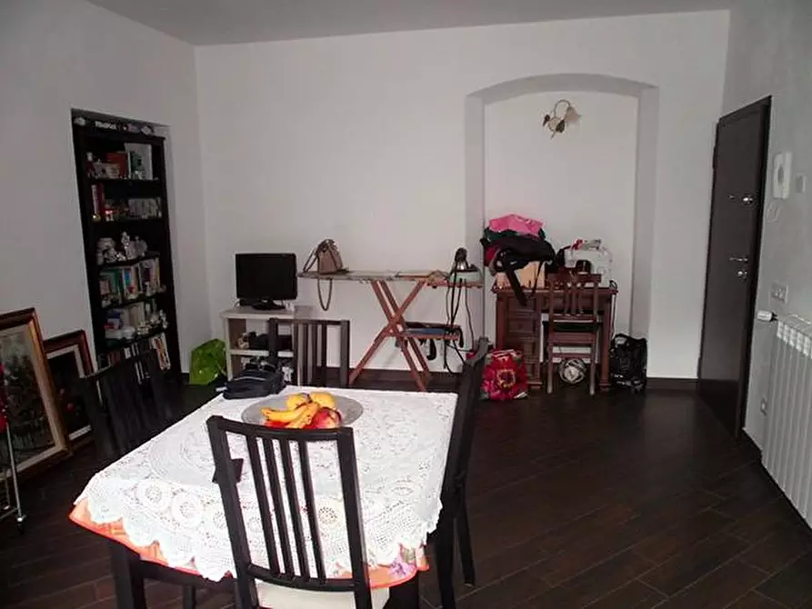 Immagine 2 di Appartamento in vendita  a Carrara