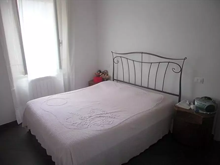 Immagine 11 di Appartamento in vendita  a Carrara