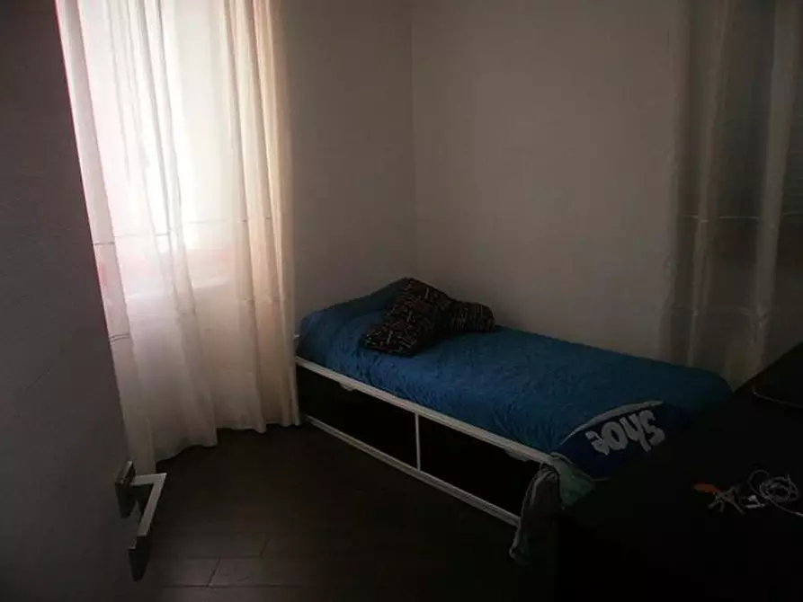 Immagine 8 di Appartamento in vendita  a Carrara