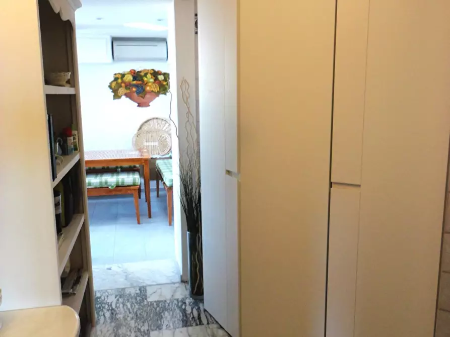 Immagine 15 di Villa in vendita  a Montignoso