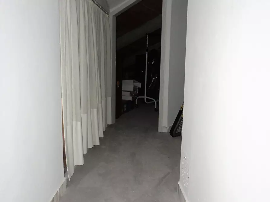 Immagine 51 di Villa in vendita  a Montignoso