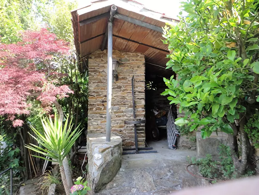 Immagine 58 di Villa in vendita  a Montignoso