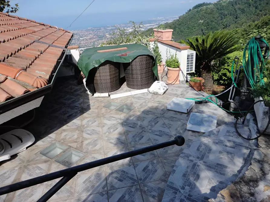 Immagine 62 di Villa in vendita  a Montignoso