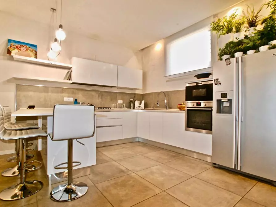 Immagine 8 di Appartamento in vendita  a Pontedera