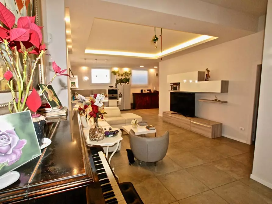 Immagine 3 di Appartamento in vendita  a Pontedera