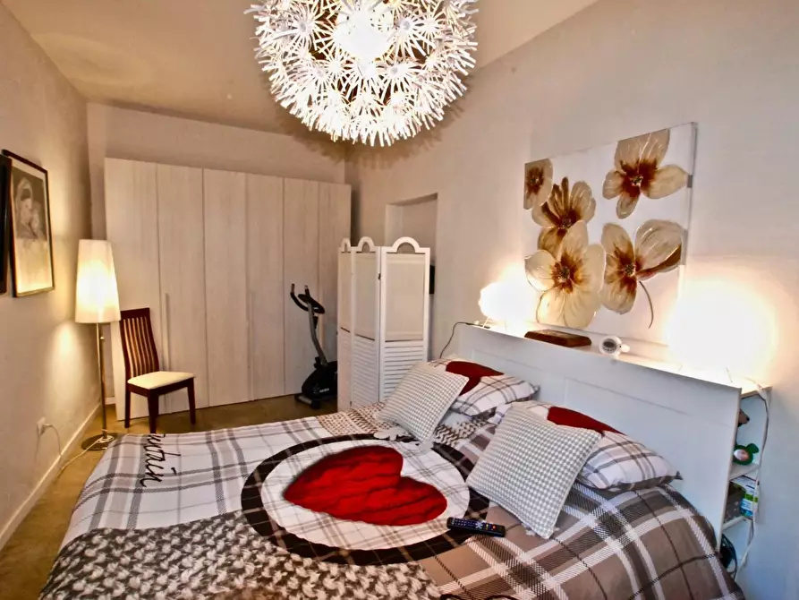 Immagine 11 di Appartamento in vendita  a Pontedera