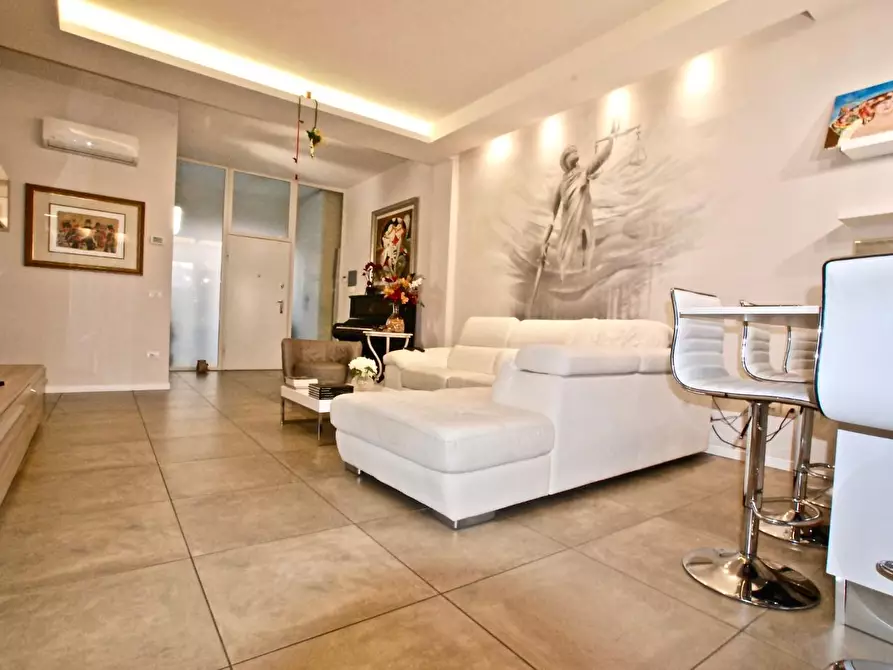 Immagine 6 di Appartamento in vendita  a Pontedera