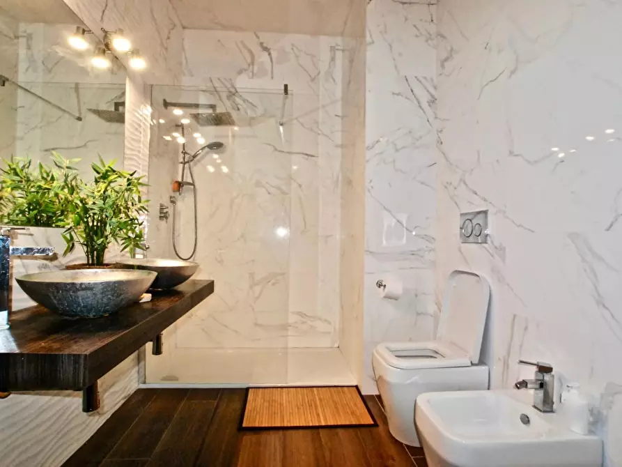 Immagine 15 di Appartamento in vendita  a Pontedera