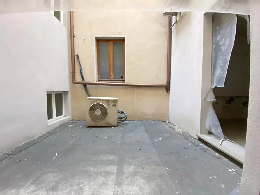 Immagine 5 di Appartamento in vendita  a Pontedera