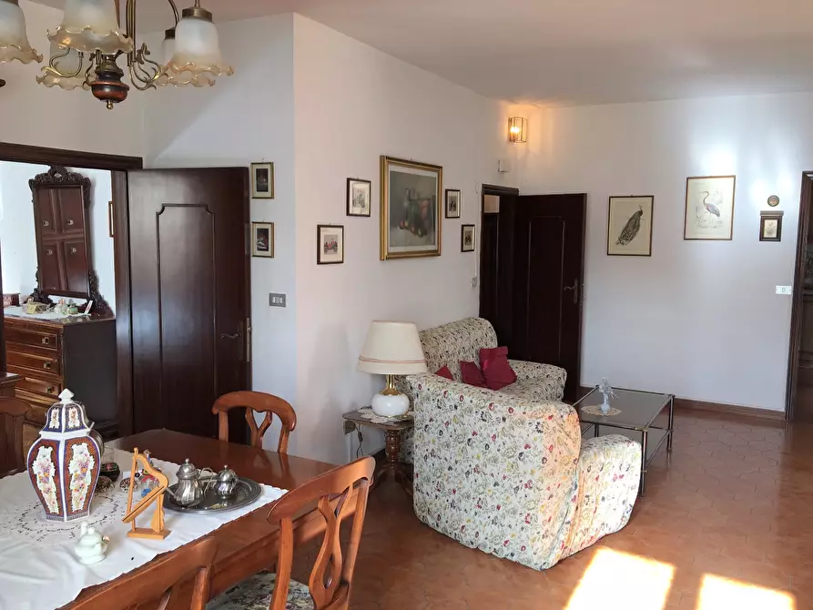 Immagine 2 di Appartamento in vendita  a Asciano