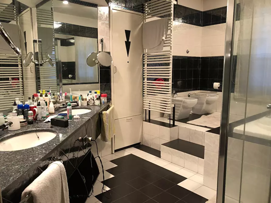 Immagine 8 di Villa in vendita  a San Miniato