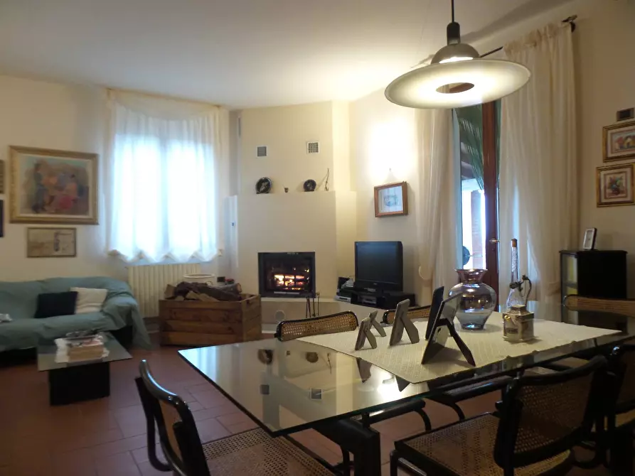 Immagine 12 di Villa in vendita  a Castelfiorentino