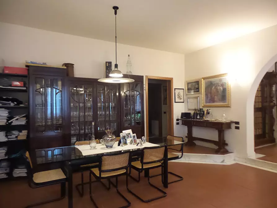 Immagine 17 di Villa in vendita  a Castelfiorentino