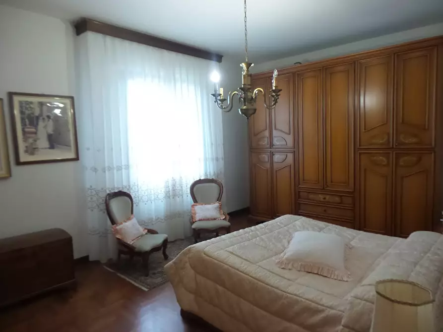 Immagine 26 di Villa in vendita  a Castelfiorentino