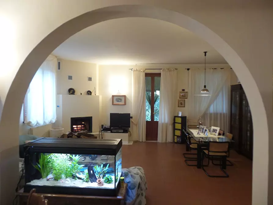 Immagine 11 di Villa in vendita  a Castelfiorentino
