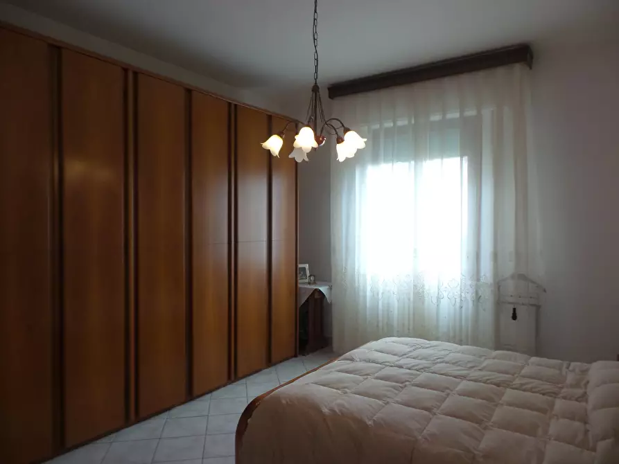 Immagine 29 di Villa in vendita  a Castelfiorentino