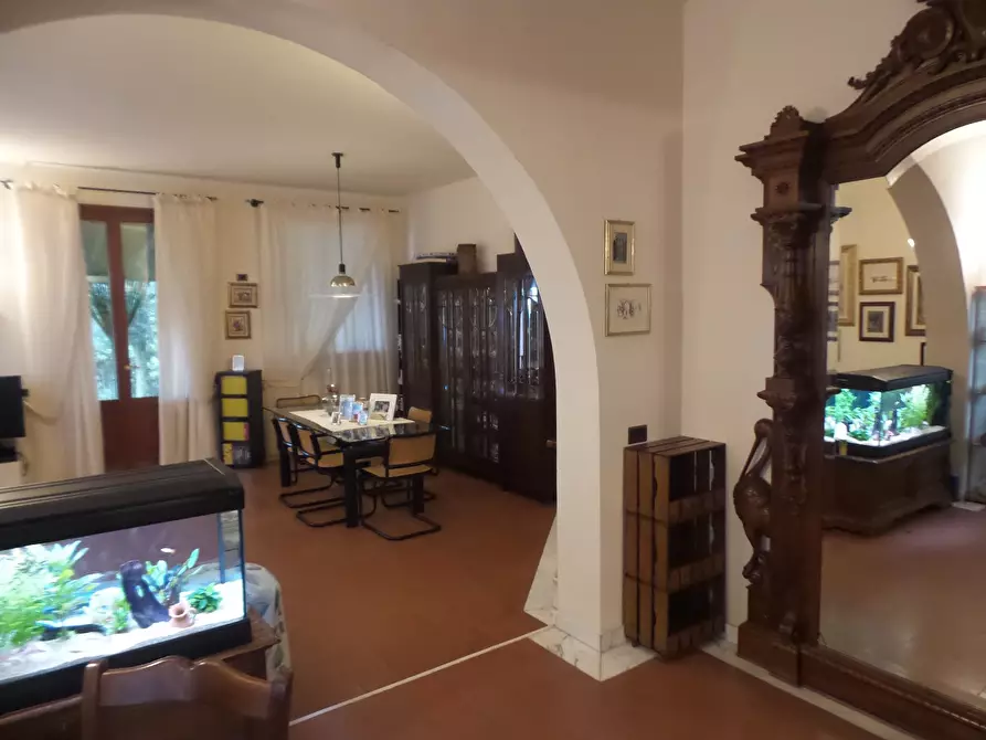 Immagine 18 di Villa in vendita  a Castelfiorentino