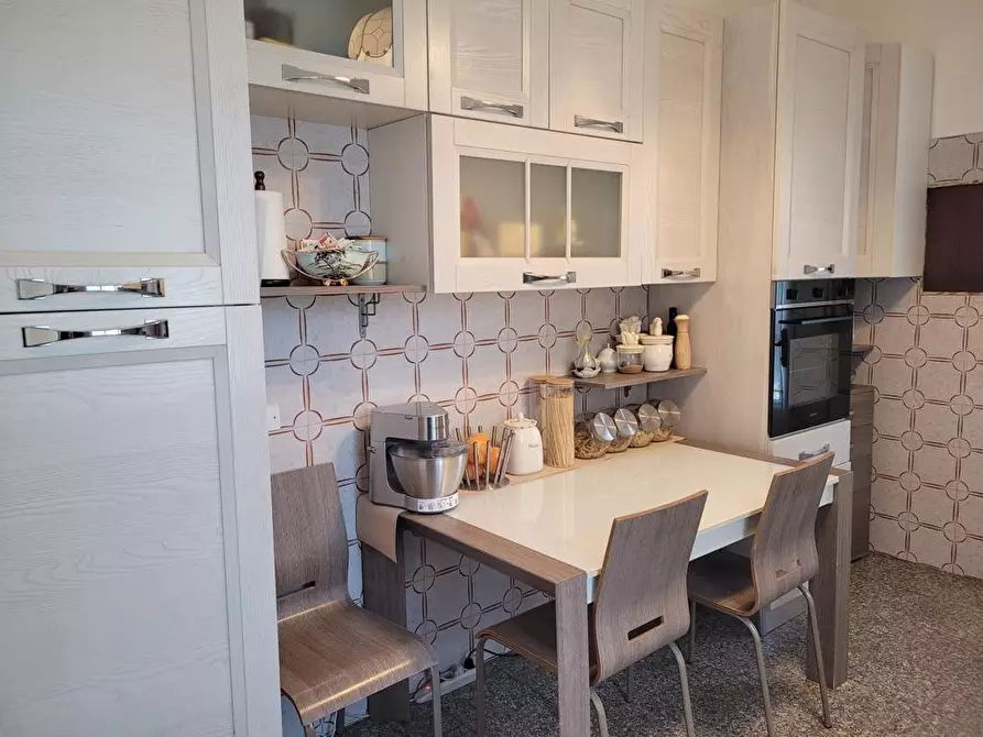 Immagine 9 di Casa bifamiliare in affitto  a Montignoso