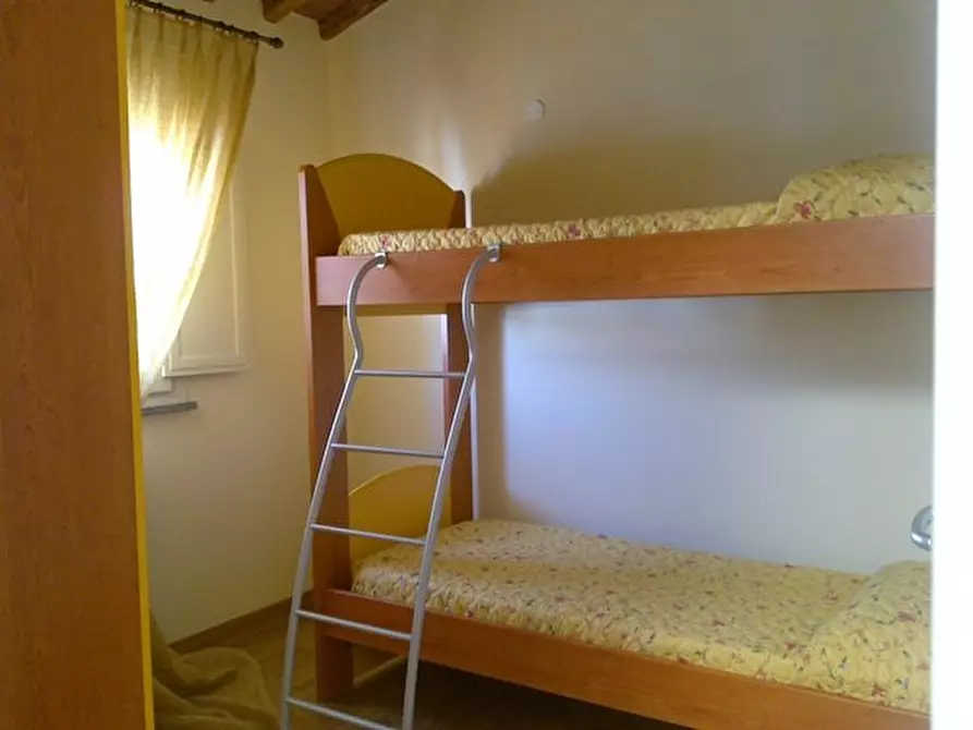 Immagine 7 di Villa in vendita  a Capannori