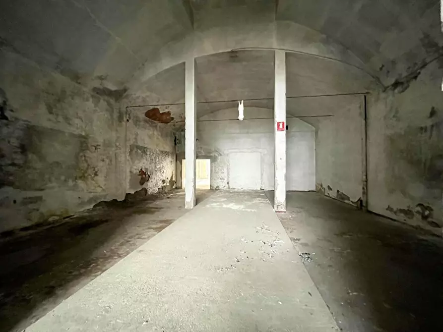 Immagine 8 di Capannone industriale in vendita  a Porcari