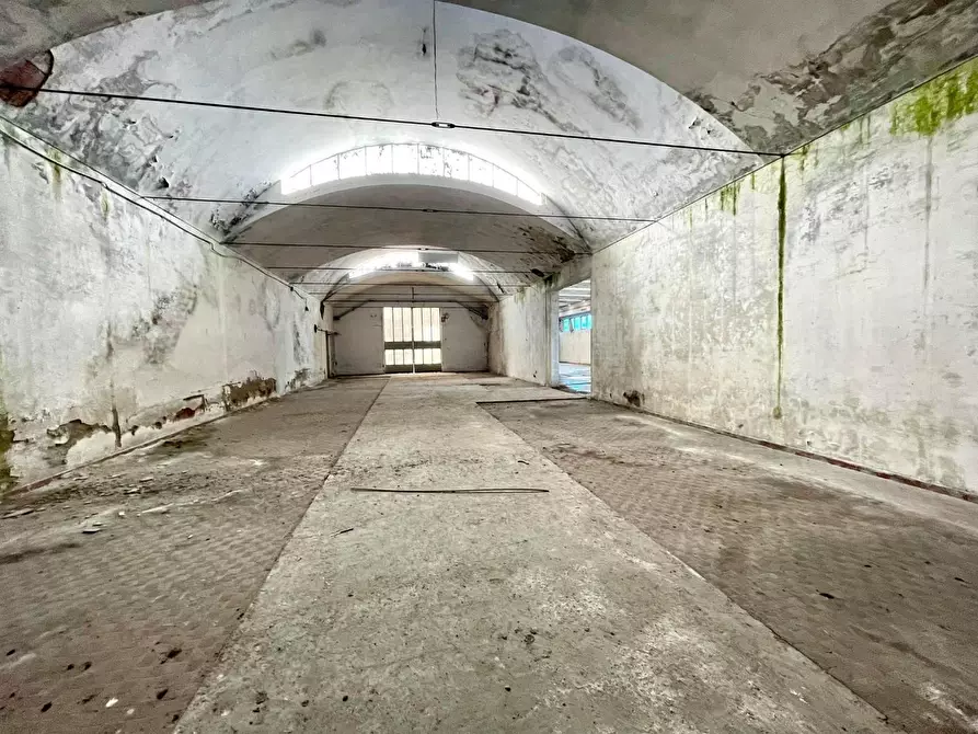 Immagine 6 di Capannone industriale in vendita  a Porcari