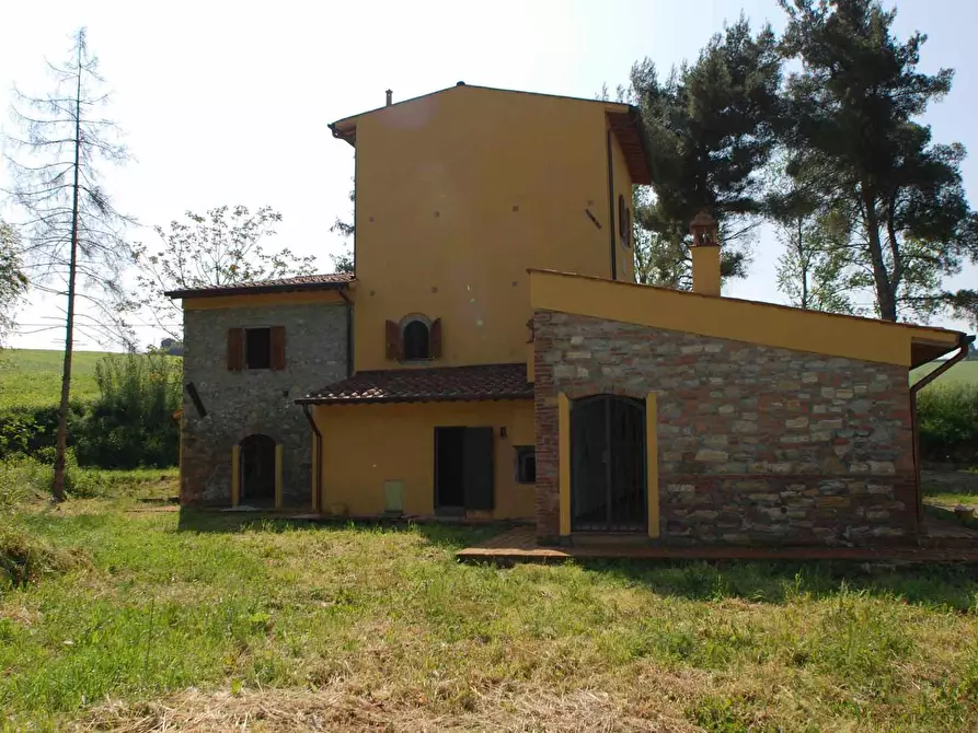 Immagine 3 di Casa colonica in vendita  a Casciana Terme Lari