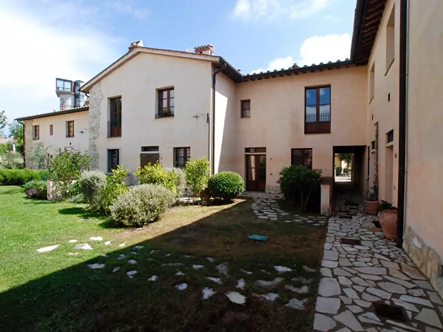 Immagine 6 di Casa colonica in vendita  a Gambassi Terme