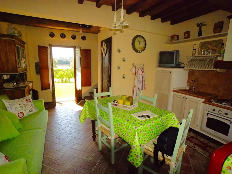 Immagine 7 di Casa colonica in vendita  a Gambassi Terme