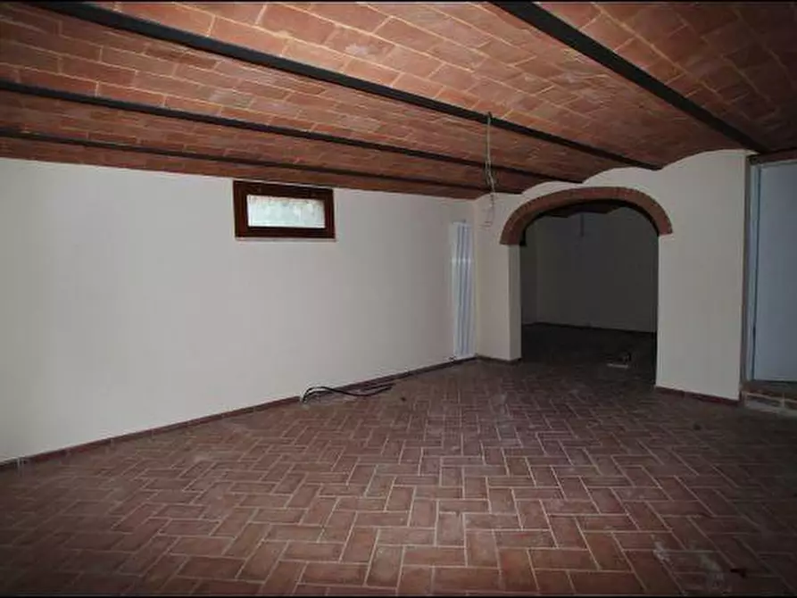 Immagine 6 di Villa in vendita  a Casciana Terme Lari