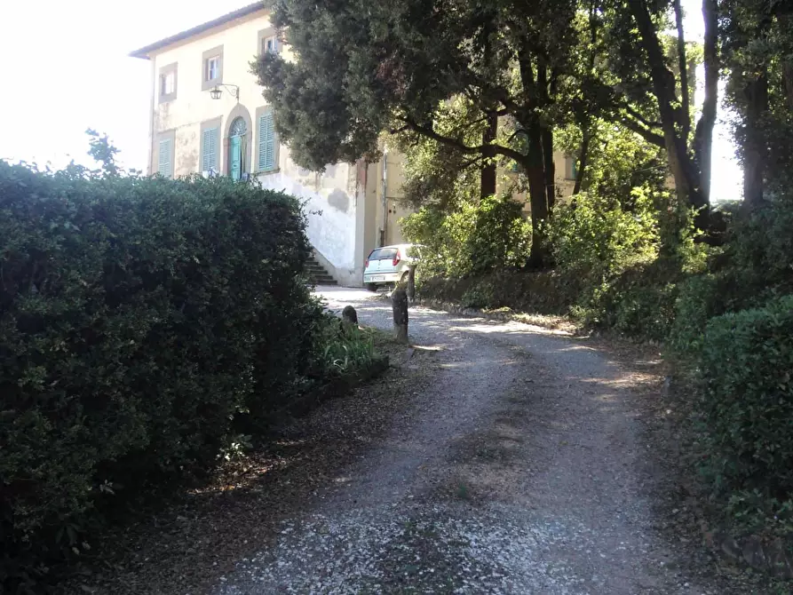 Immagine 10 di Villa in vendita  a Casciana Terme Lari