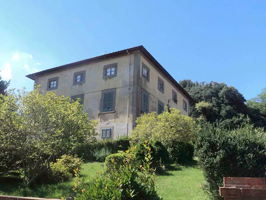 Immagine 1 di Villa in vendita  a Casciana Terme Lari