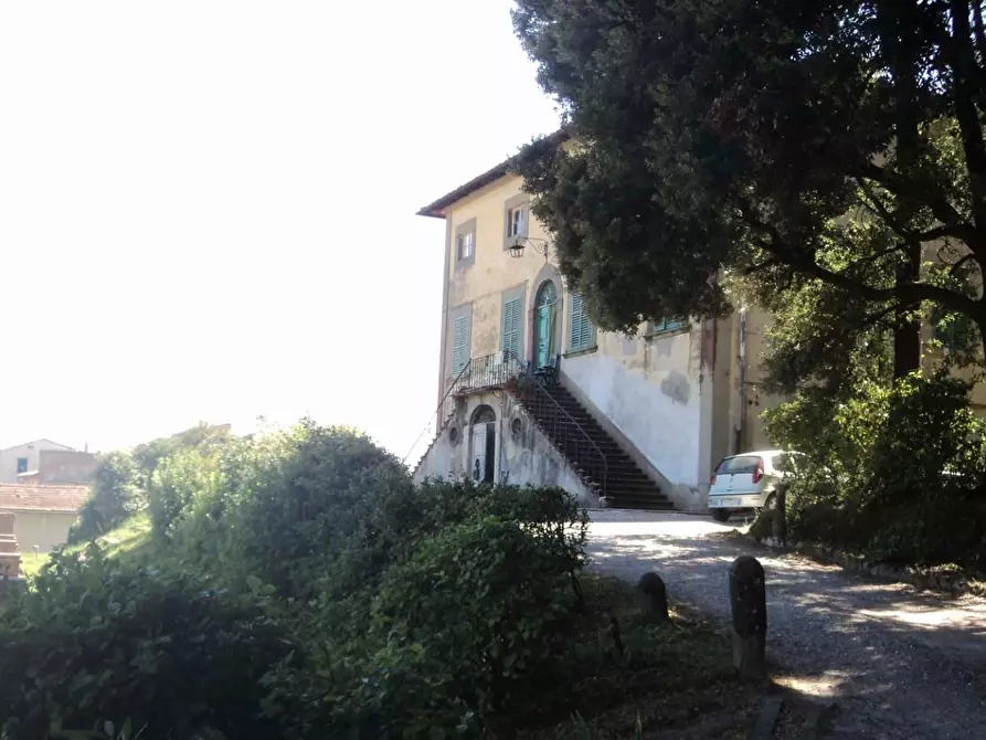 Immagine 2 di Villa in vendita  a Casciana Terme Lari