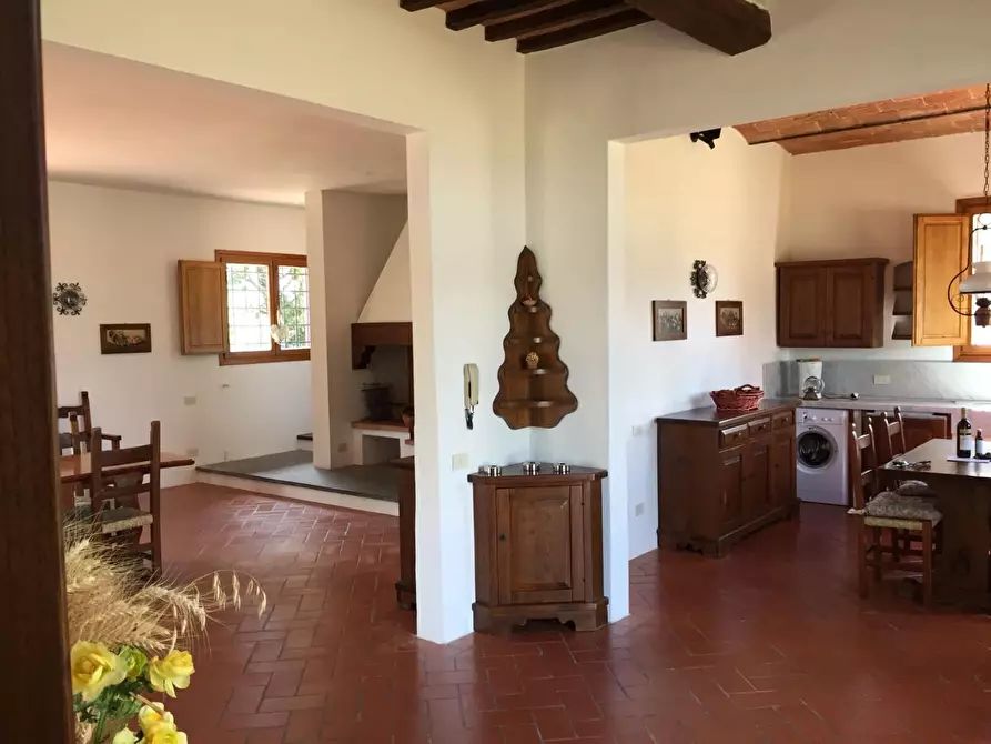 Immagine 20 di Casa colonica in vendita  a Peccioli