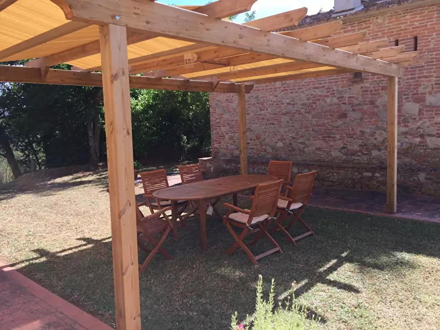 Immagine 11 di Casa colonica in vendita  a Peccioli