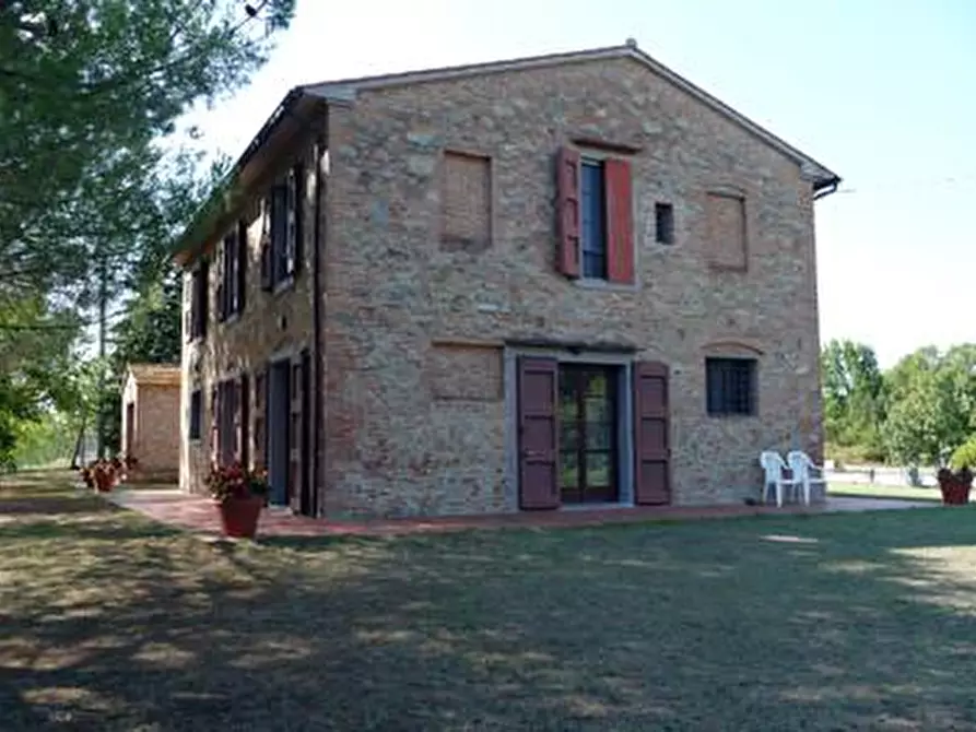 Immagine 5 di Casa colonica in vendita  a Peccioli