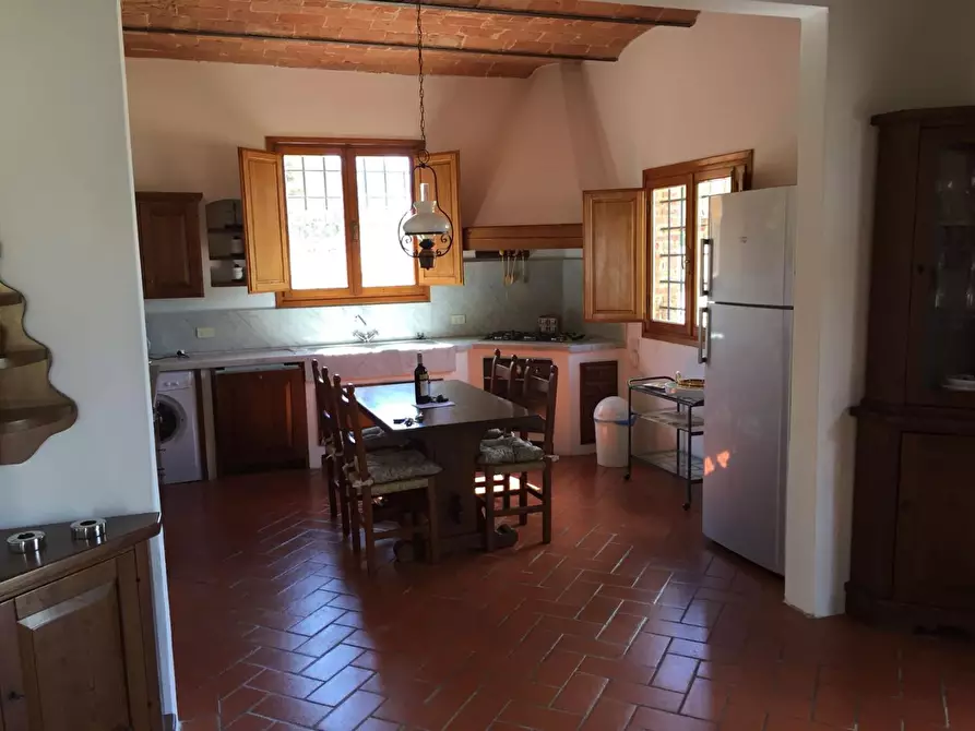 Immagine 21 di Casa colonica in vendita  a Peccioli