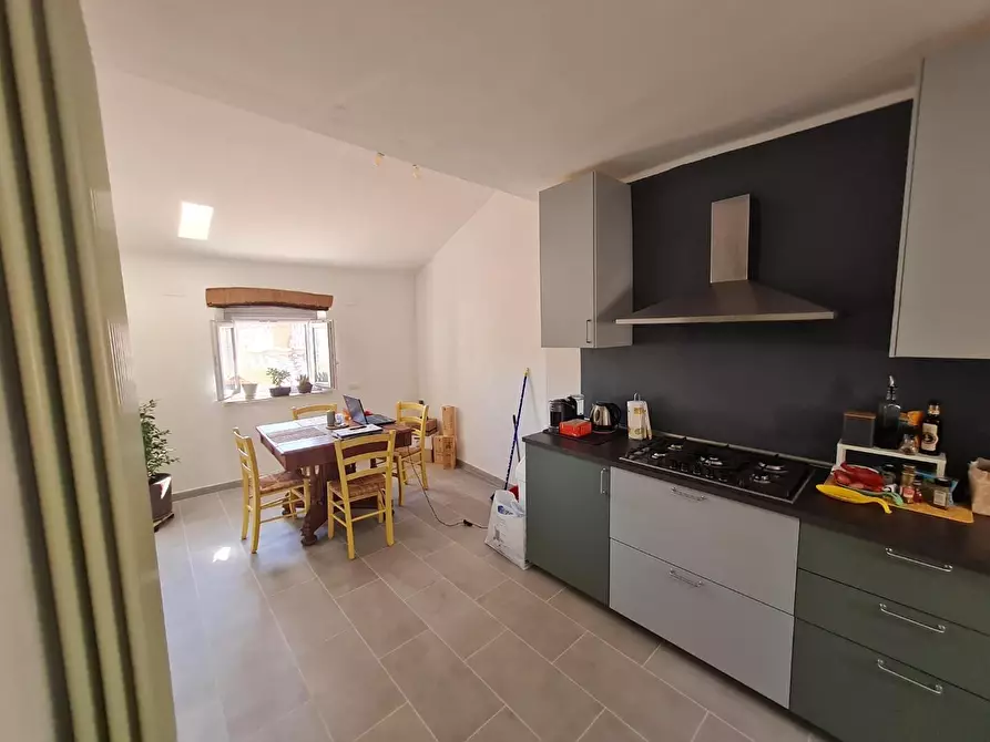 Immagine 2 di Appartamento in vendita  a Campiglia Marittima